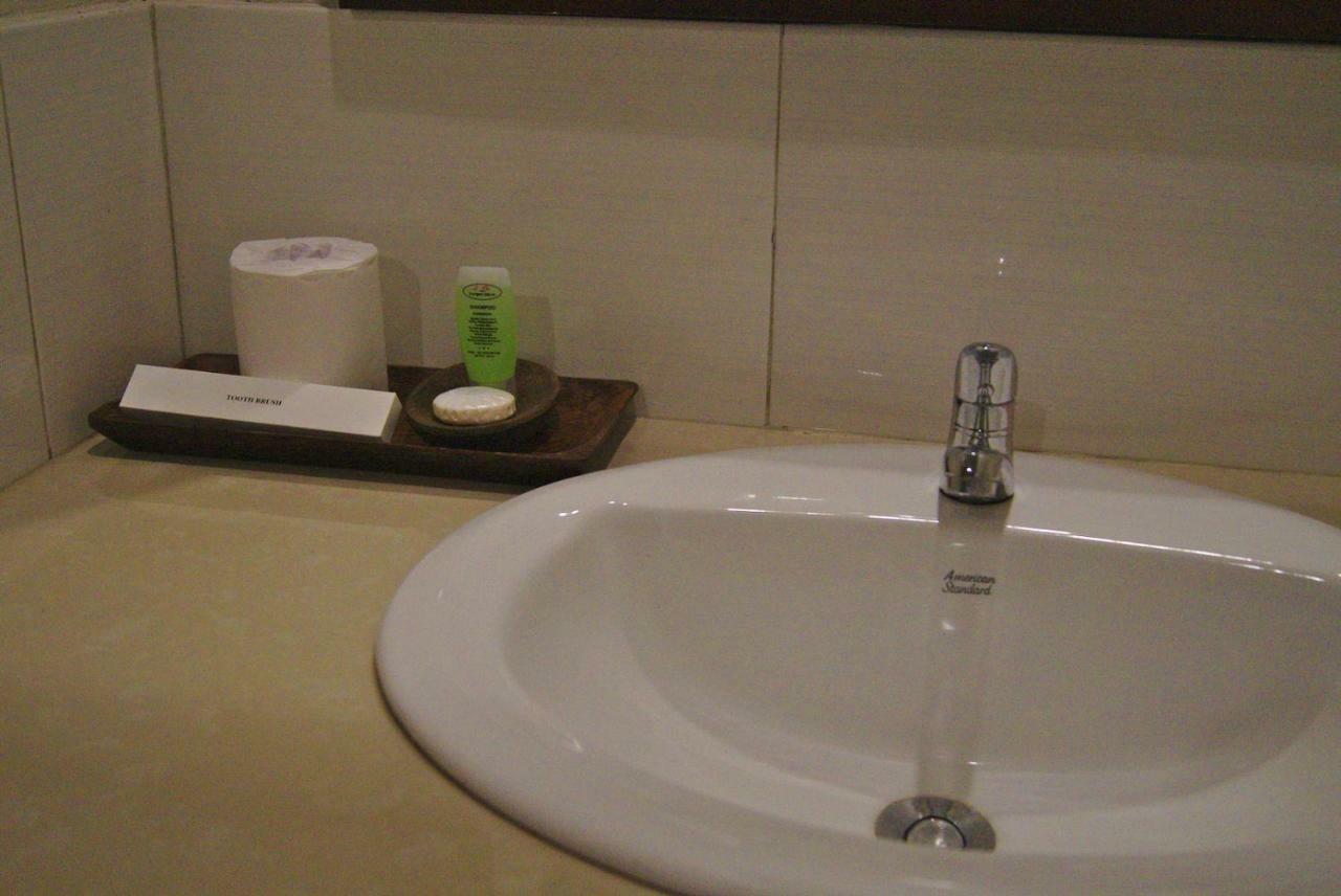 Hotel Ghamed Sari Zewnętrze zdjęcie